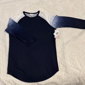 Women’s Navy and White Raglan Shirt ombré 3/4 sleeves Lularoe Randy nwt